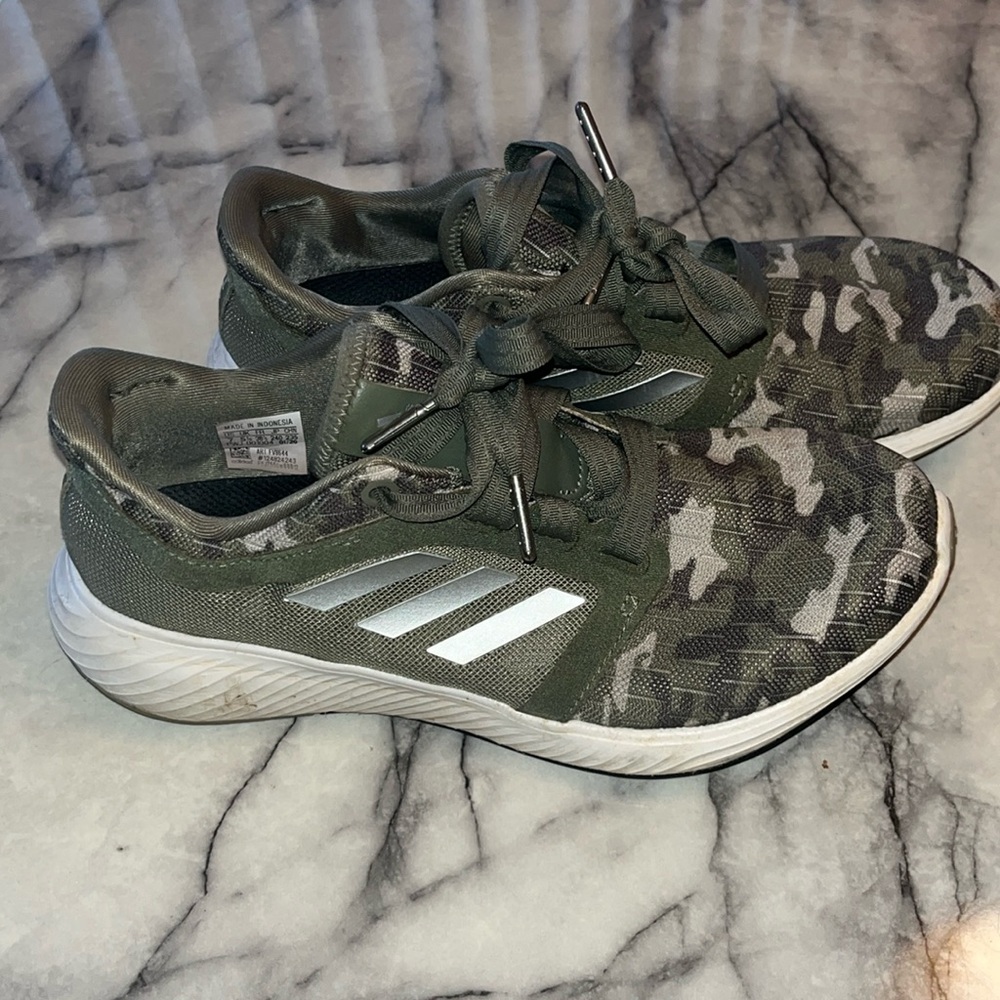 Adidas green camo edge lux athletic shoe, women’s